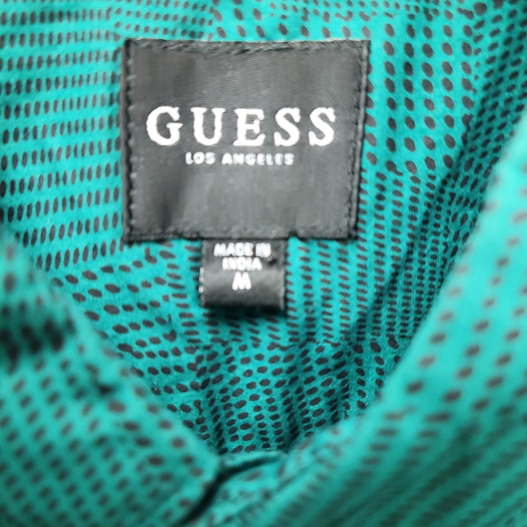 GUESS Men's Slim-Fit Button-Up Shirt Size Medium - Picture 6 of 7